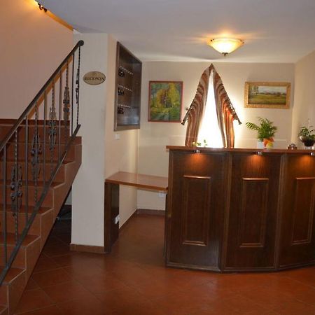 Jurajska Perla Hotel Patnow ภายนอก รูปภาพ
